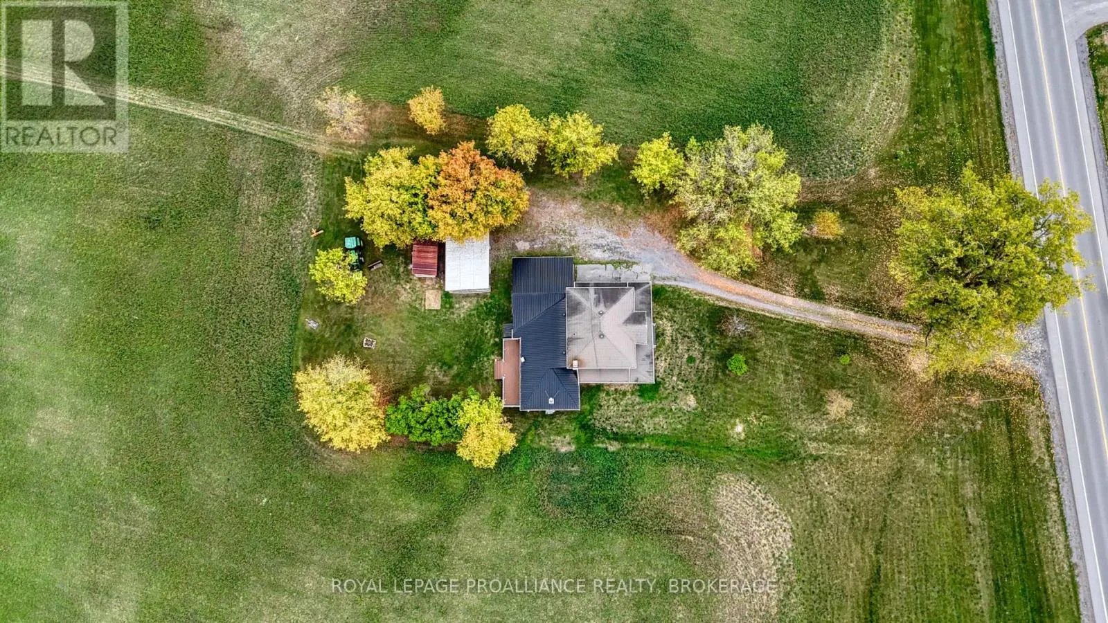 1551 COUNTY ROAD 1 E