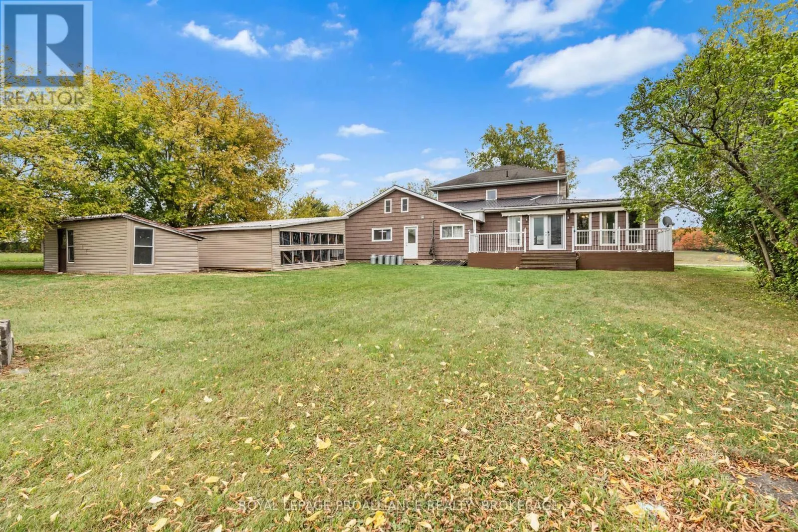 1551 COUNTY ROAD 1 E