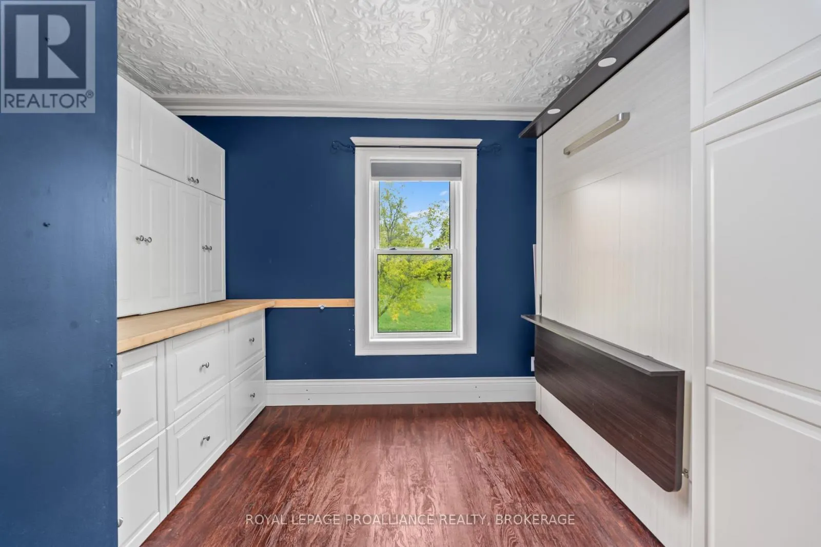 1551 COUNTY ROAD 1 E