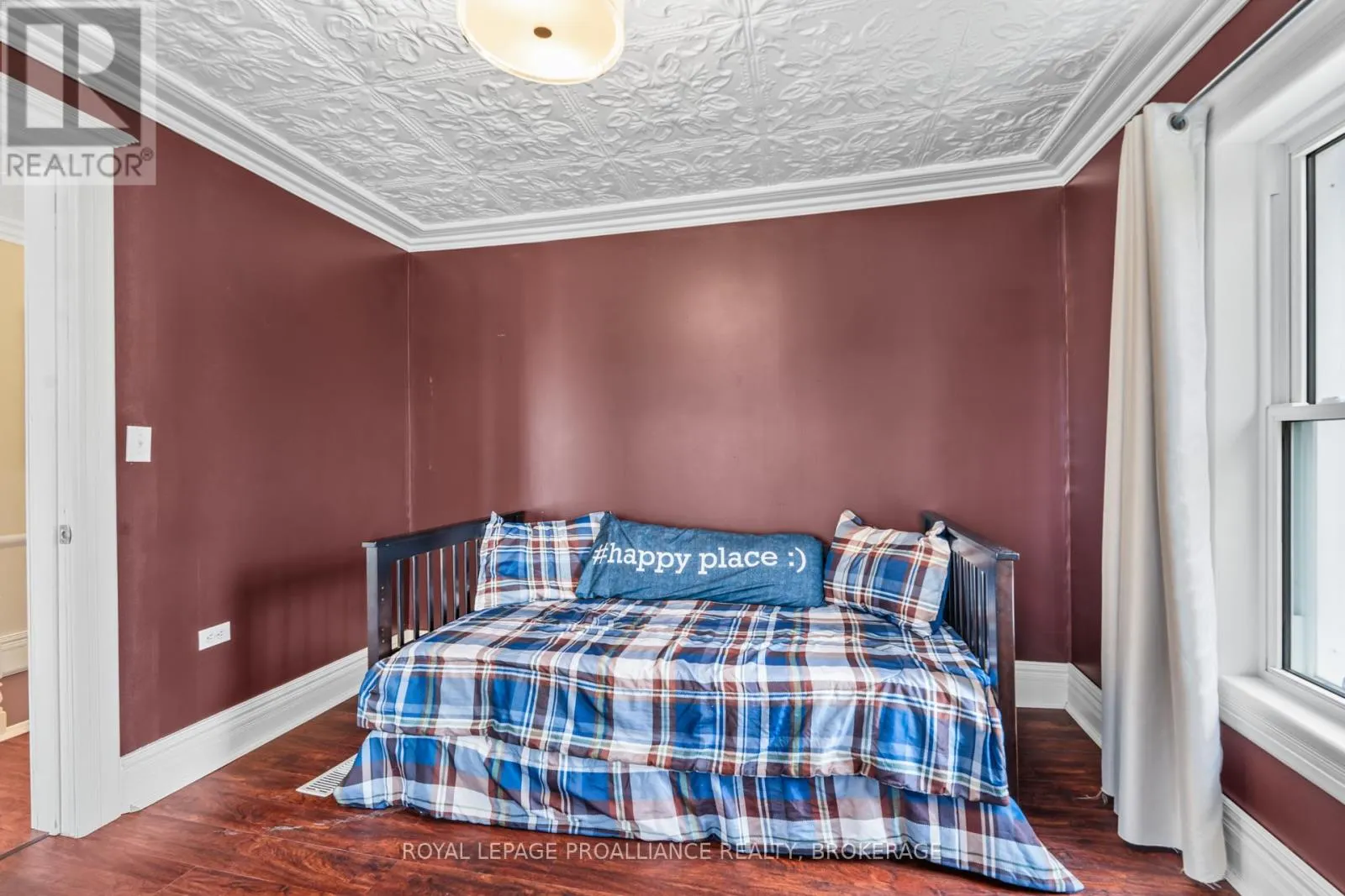 1551 COUNTY ROAD 1 E