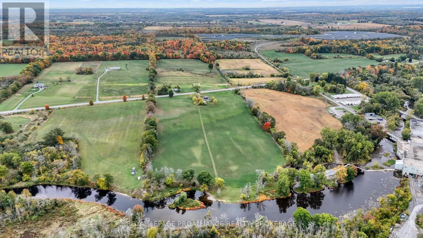 1551 COUNTY ROAD 1 E