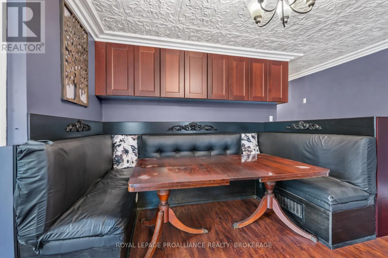 1551 COUNTY ROAD 1 E