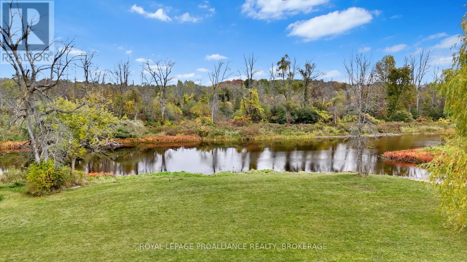 1551 COUNTY ROAD 1 E