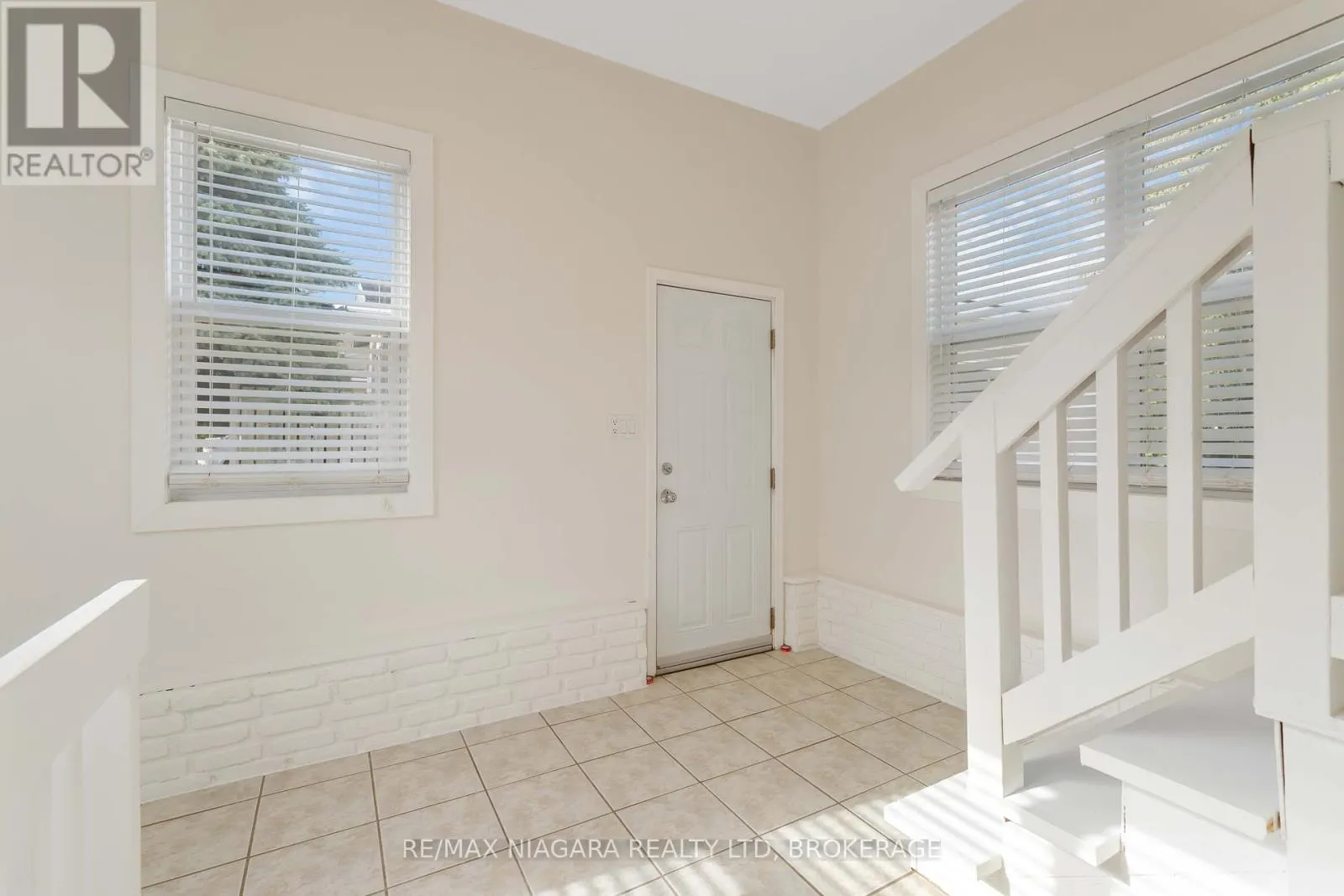 543 VINE STREET
