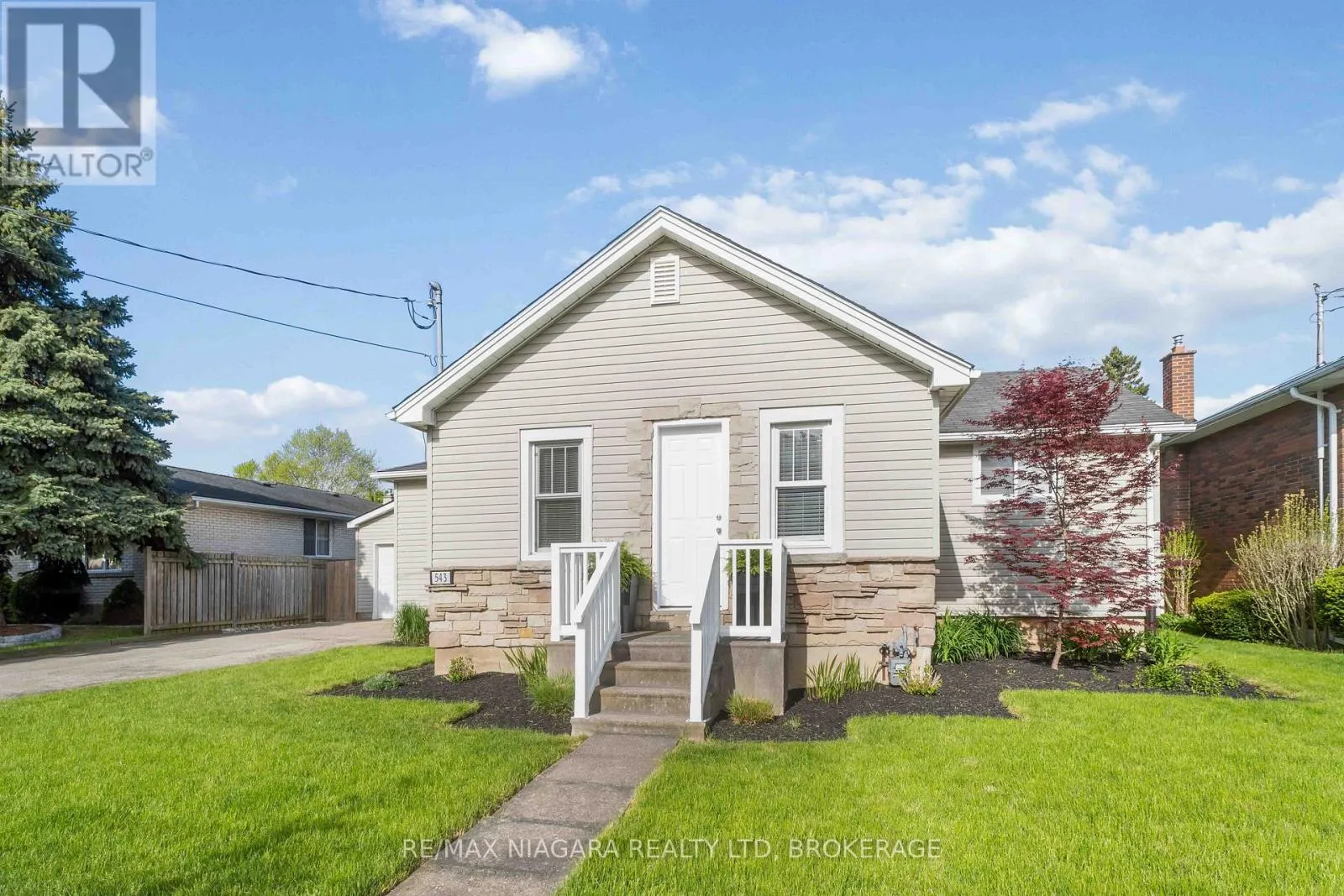 543 VINE STREET