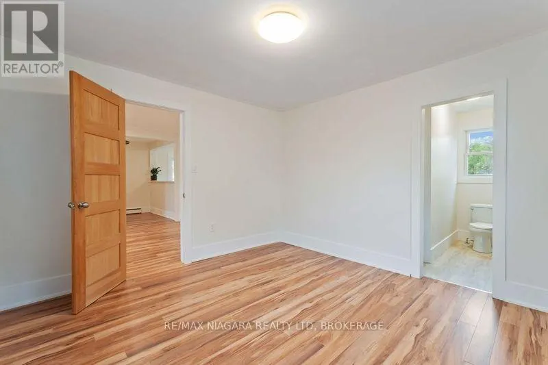 543 VINE STREET