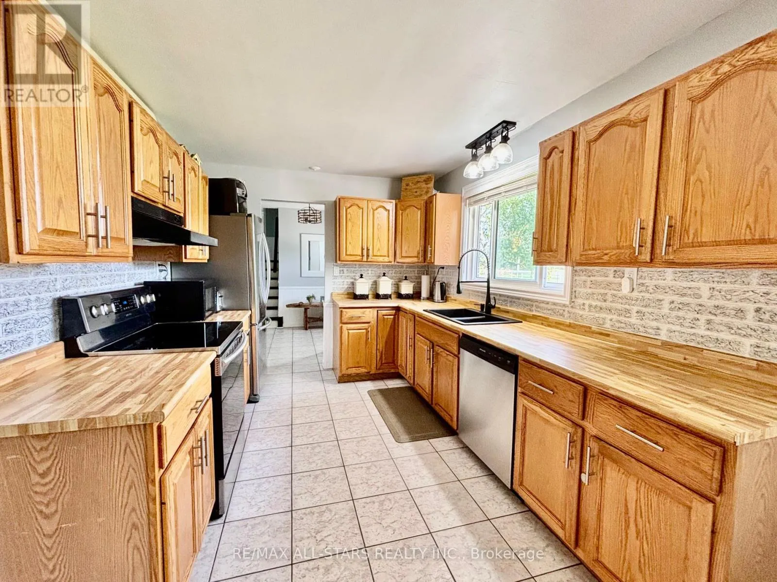 375 OGEMAH ROAD