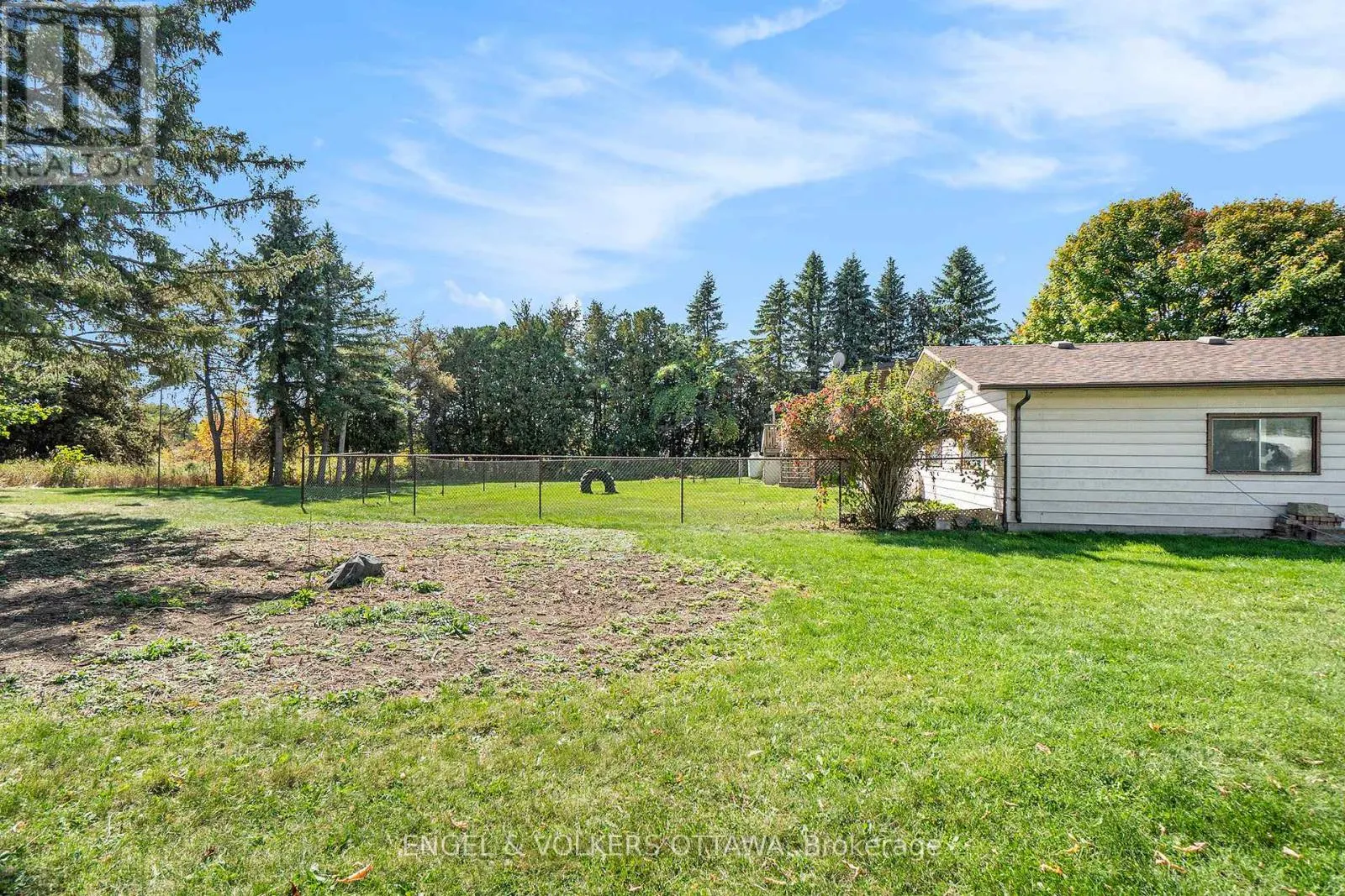 258 HERRICK DRIVE, RR#1, ARNPRIOR DRIVE