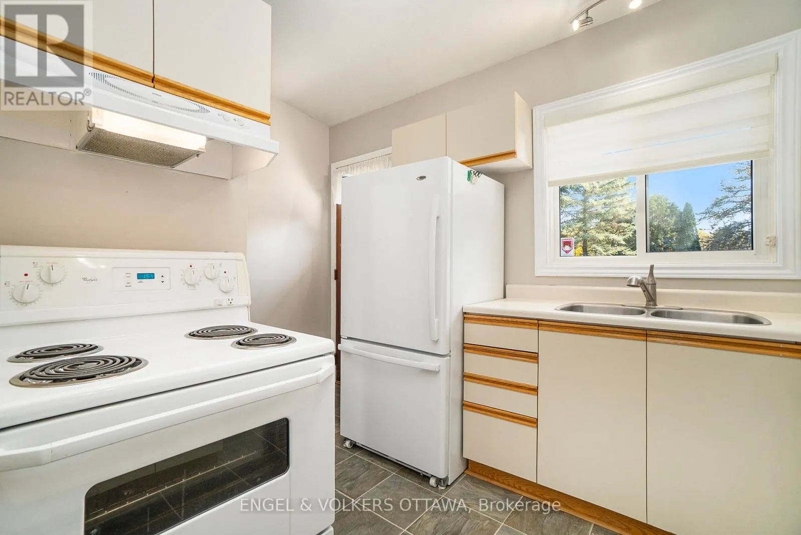 258 HERRICK DRIVE, RR#1, ARNPRIOR DRIVE