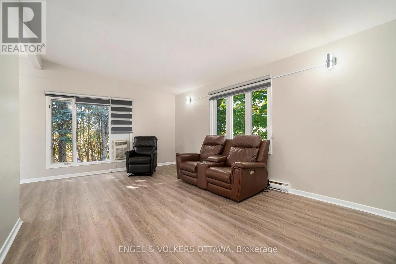 258 HERRICK DRIVE, RR#1, ARNPRIOR DRIVE