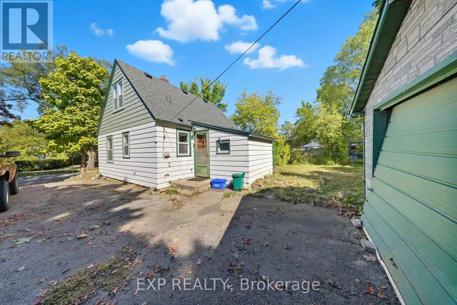 35 GLEN ROAD
