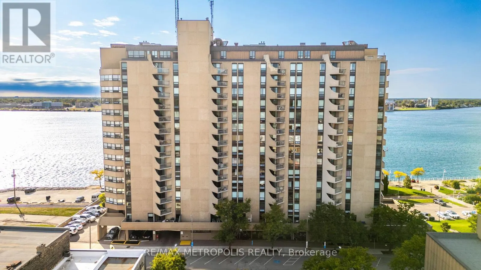 1306 - 155 FRONT STREET N