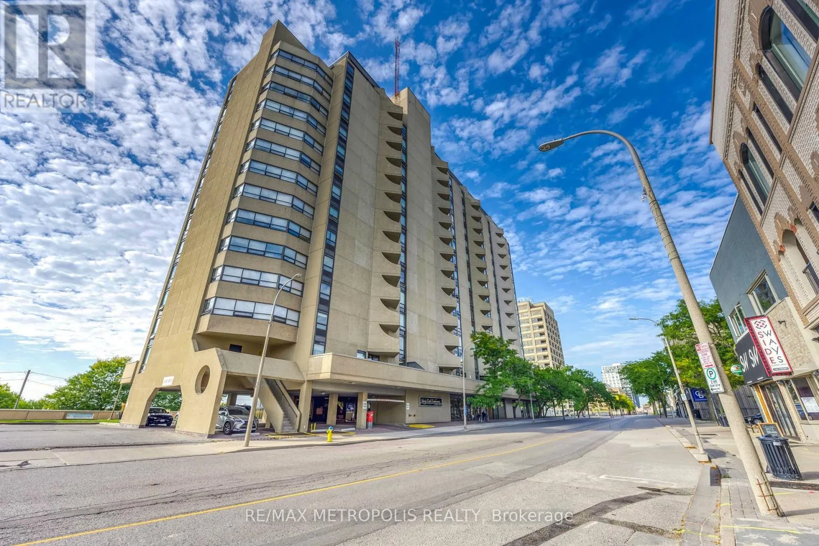1306 - 155 FRONT STREET N