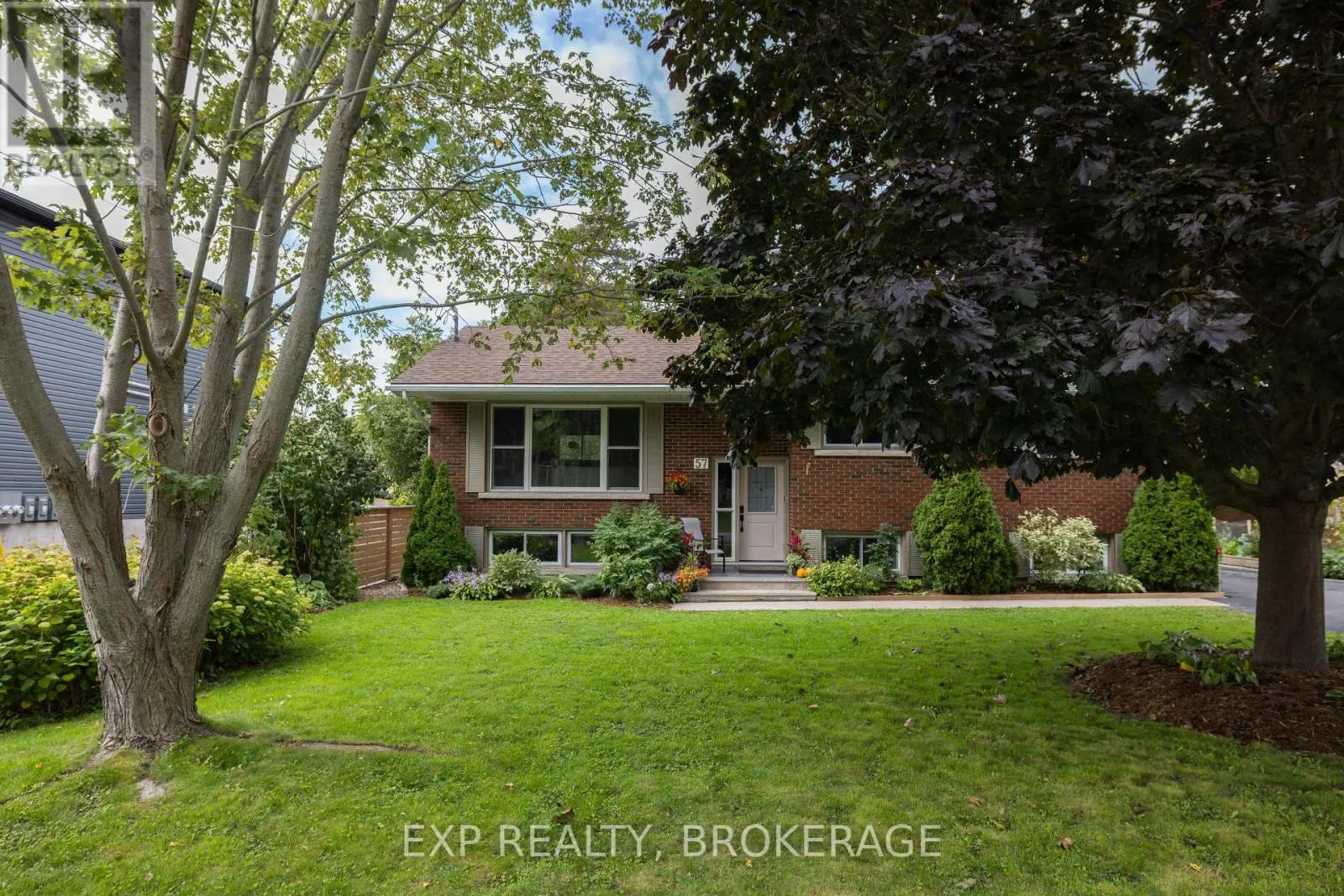 57 LAKEVIEW AVENUE