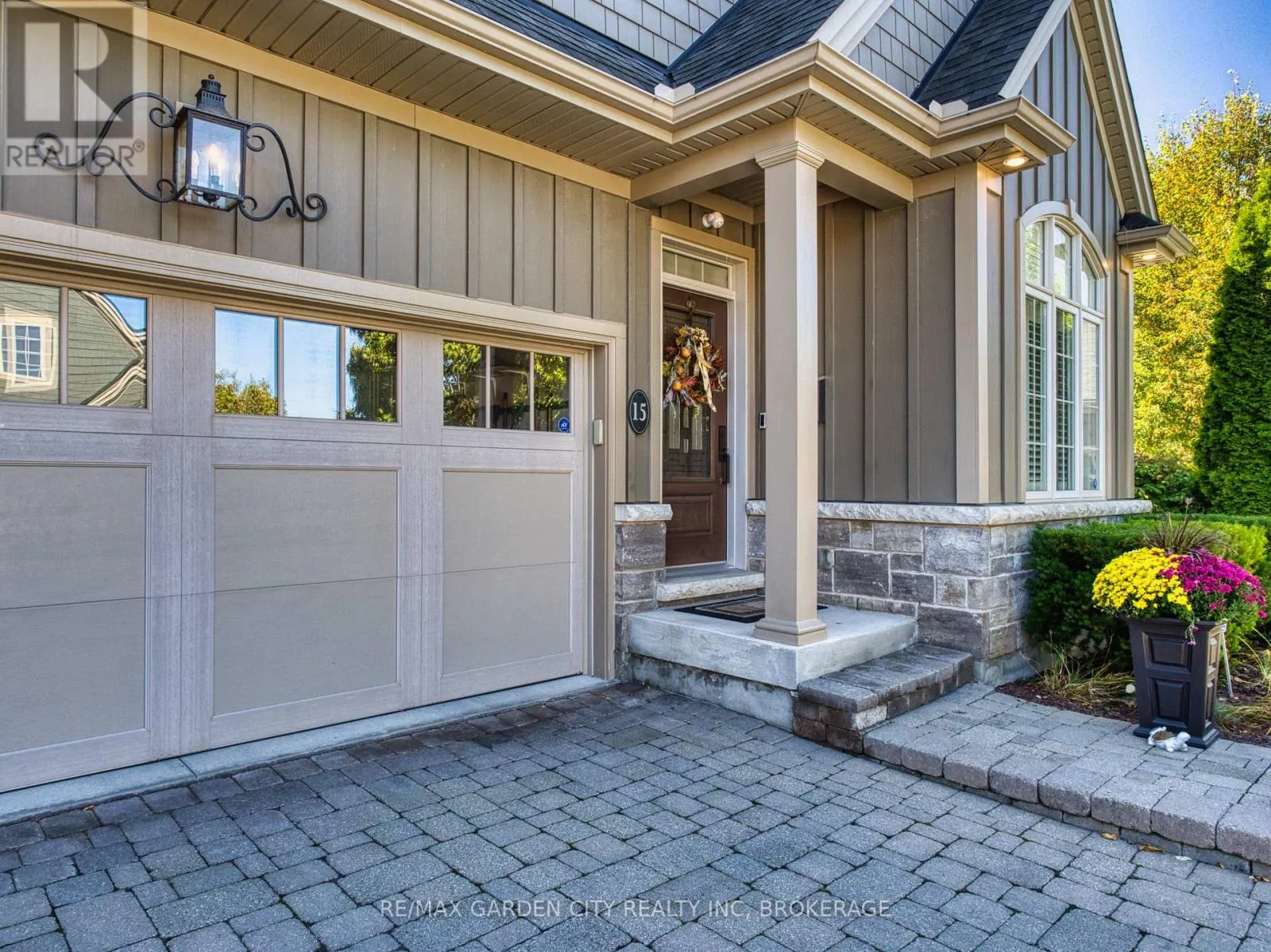 15 - 215 VANSICKLE ROAD, #15