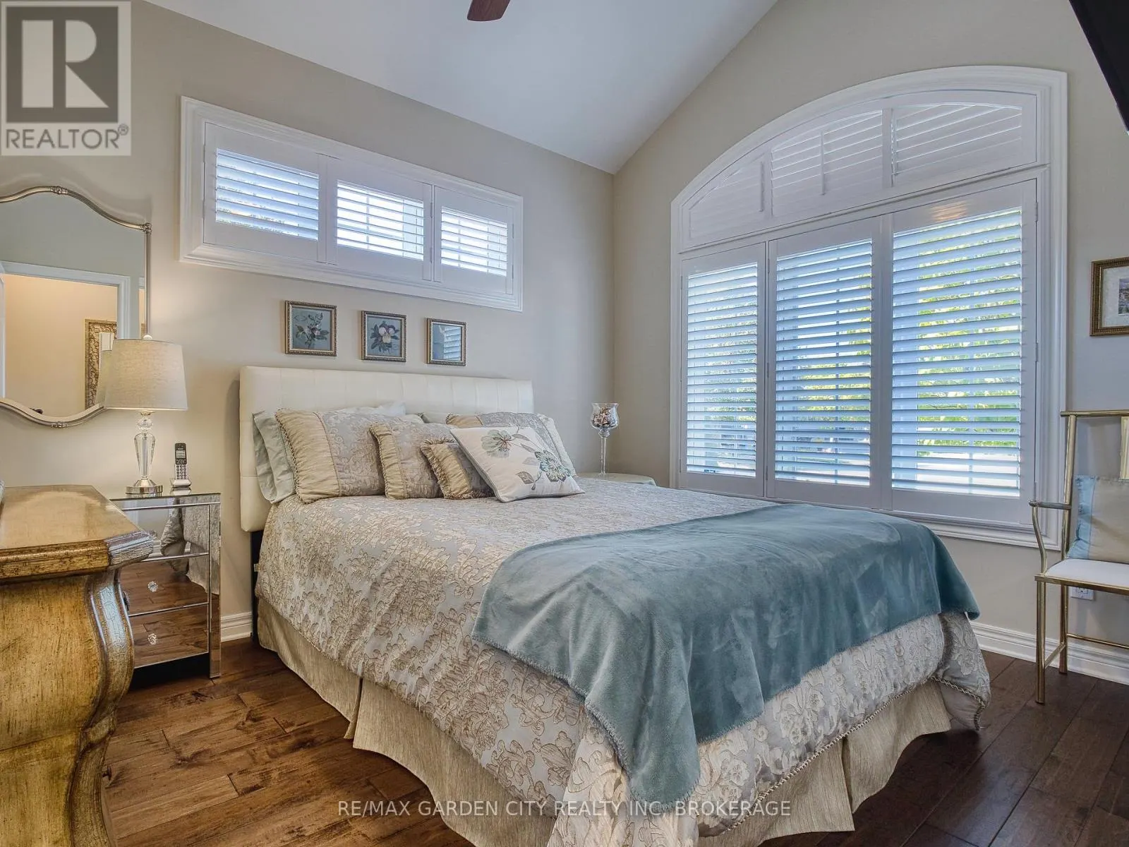 15 - 215 VANSICKLE ROAD, #15