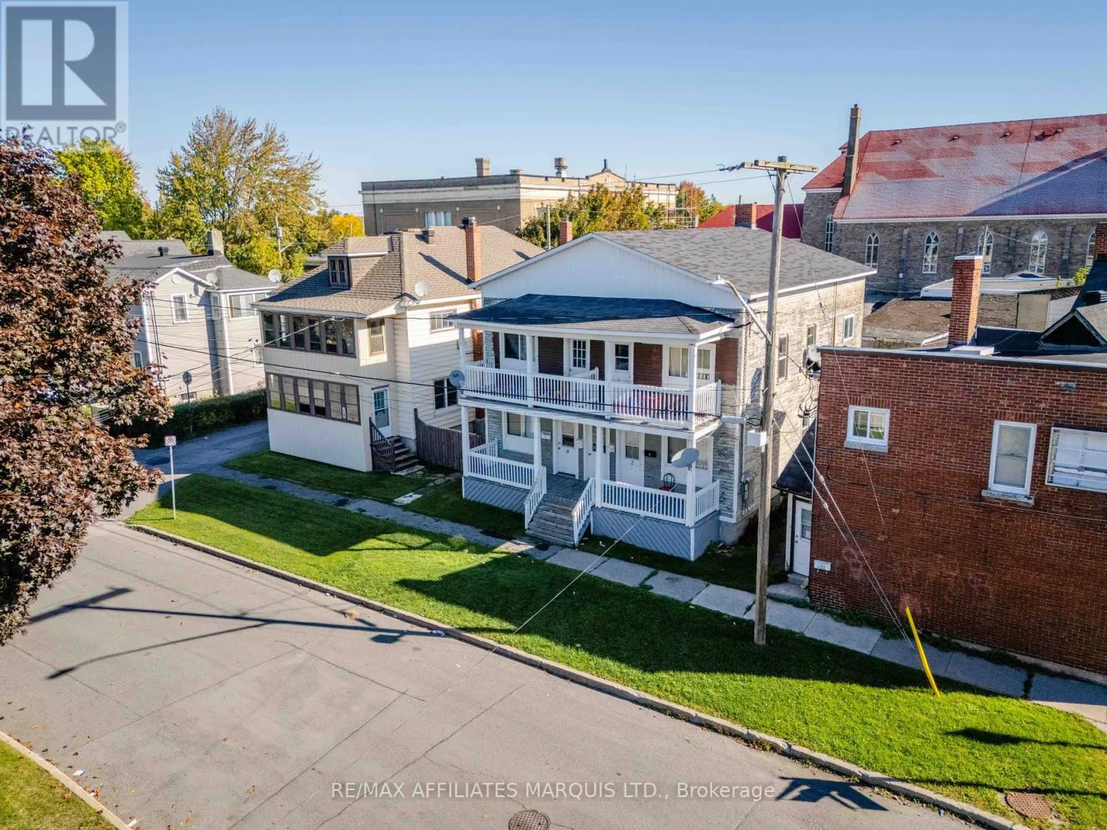 2 BALDWIN AVENUE