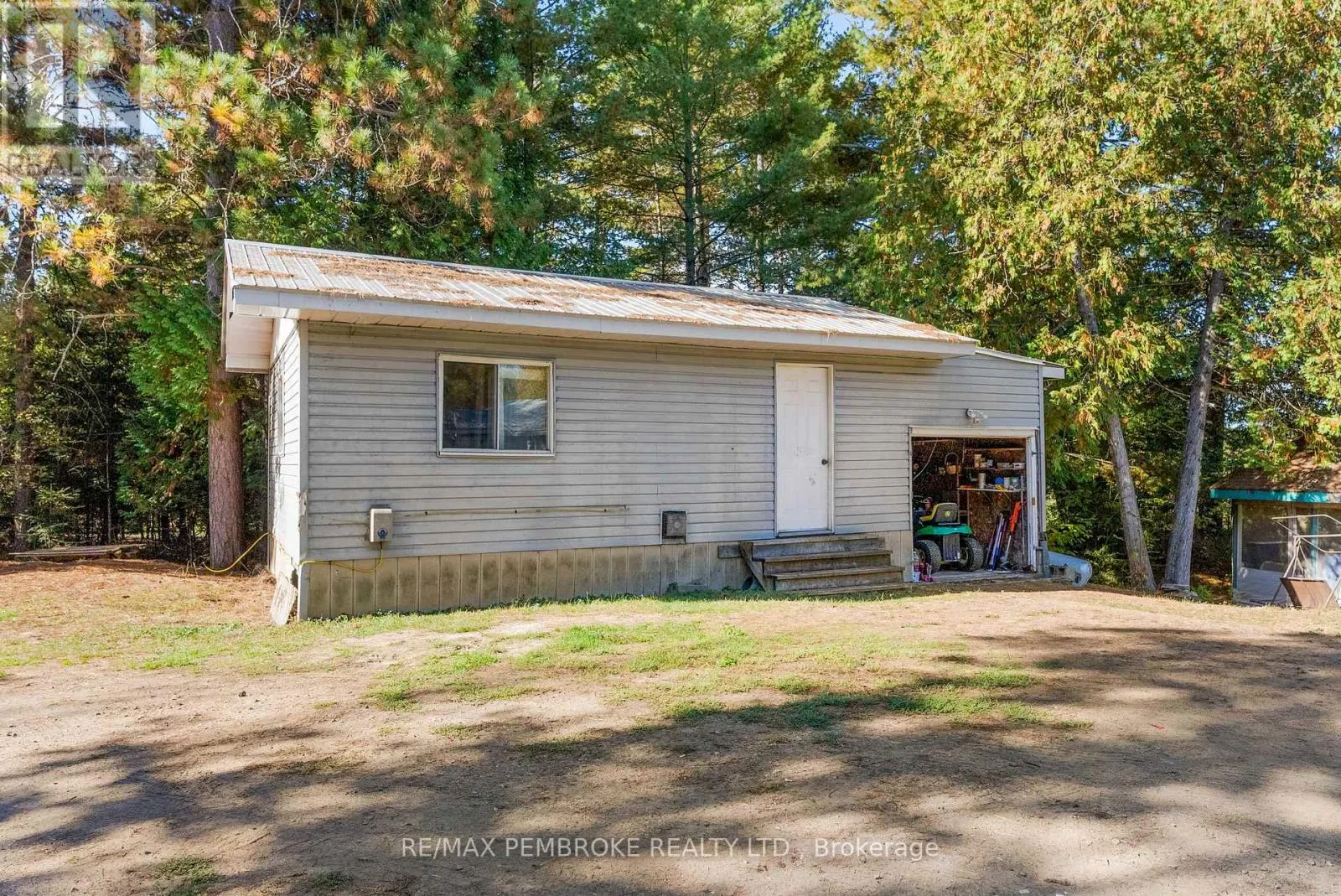 204B HAWKINS DRIVE