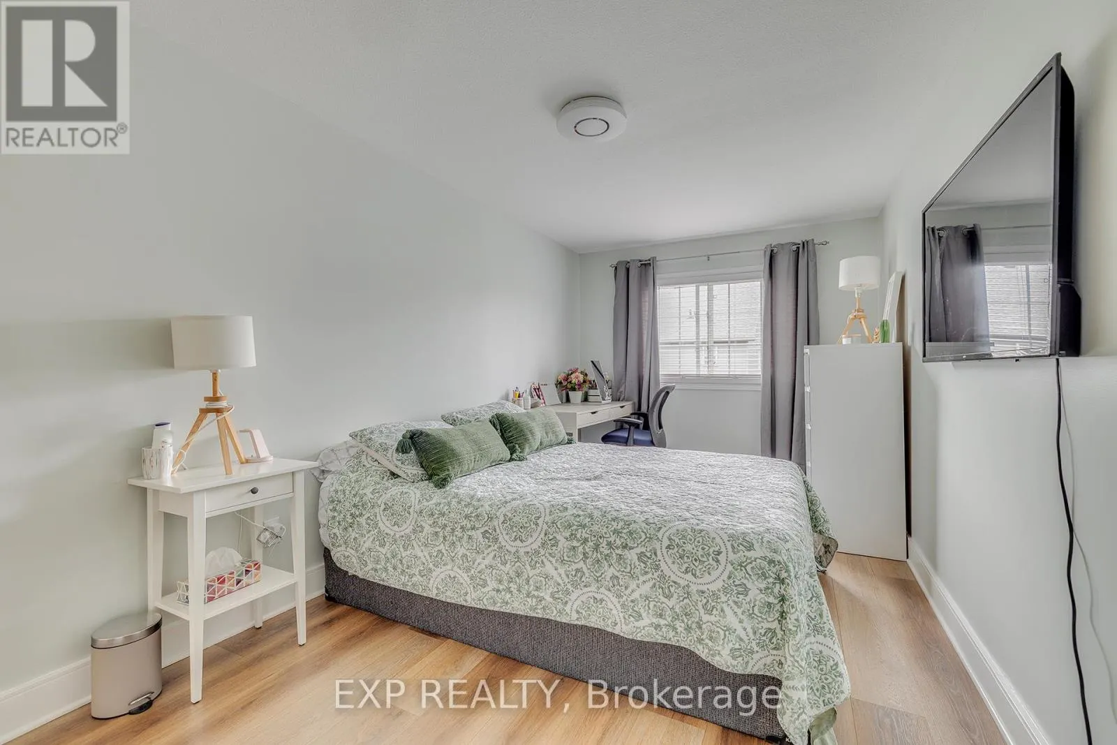 220 PROSPERITY DRIVE