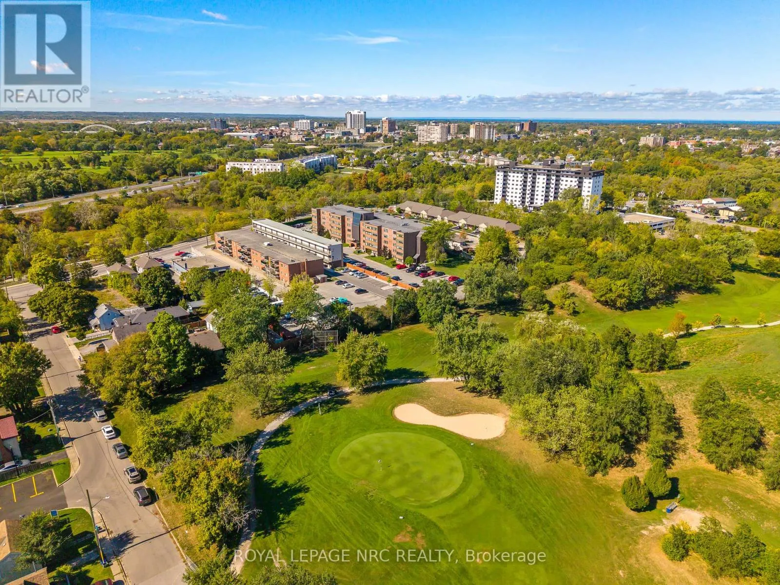 201 - 276 OAKDALE AVENUE, #201