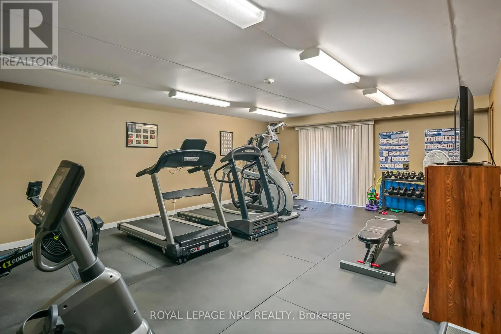 201 - 276 OAKDALE AVENUE, #201