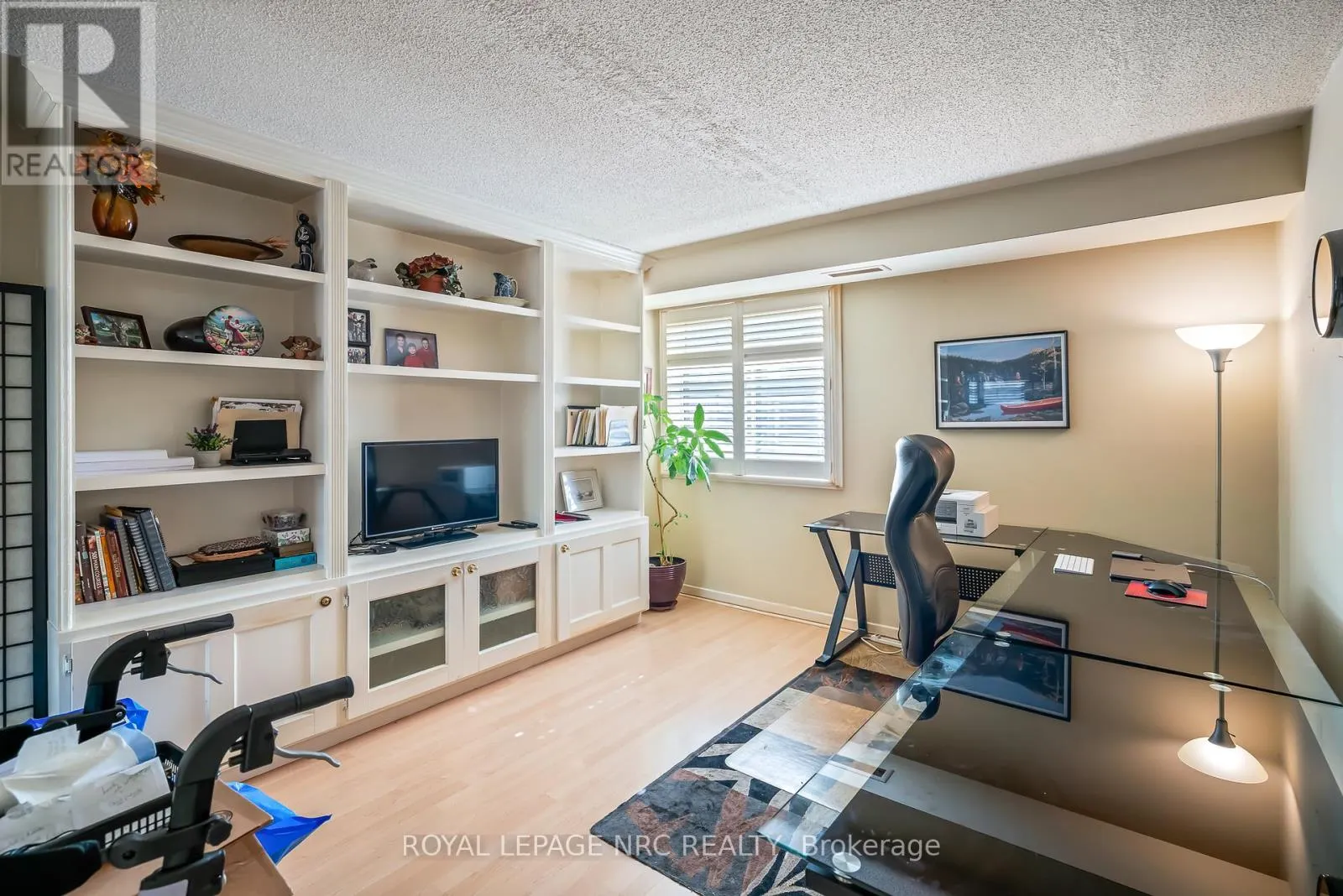201 - 276 OAKDALE AVENUE, #201
