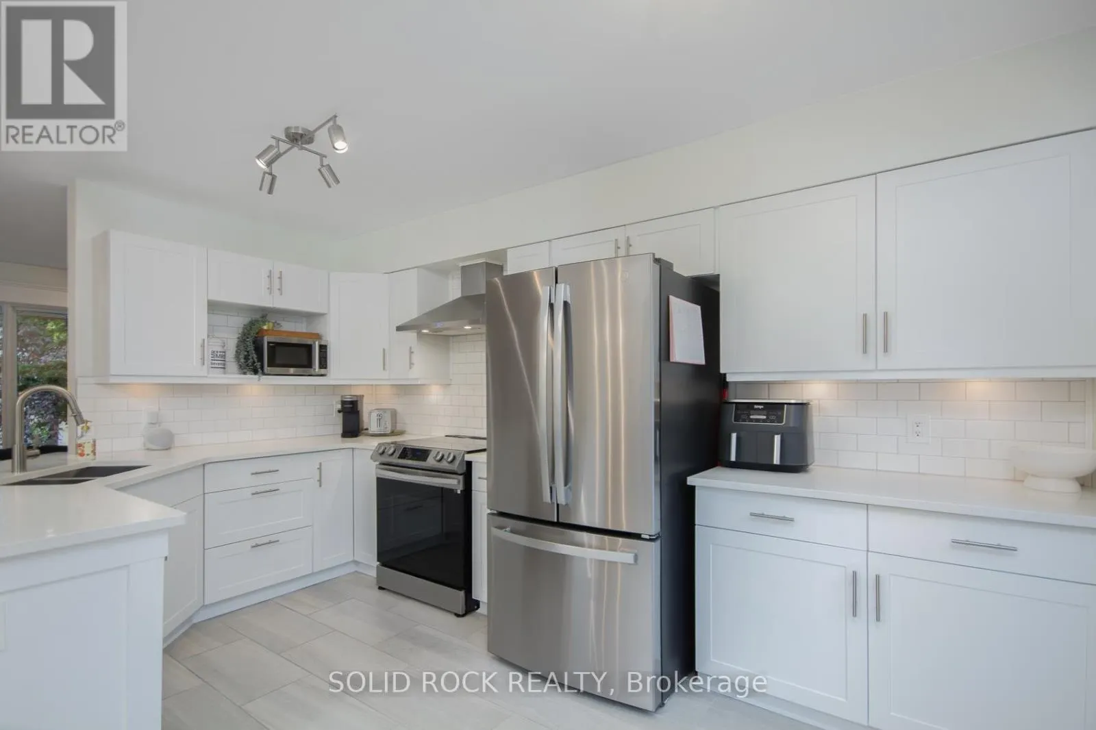 119 KINCARDINE DRIVE