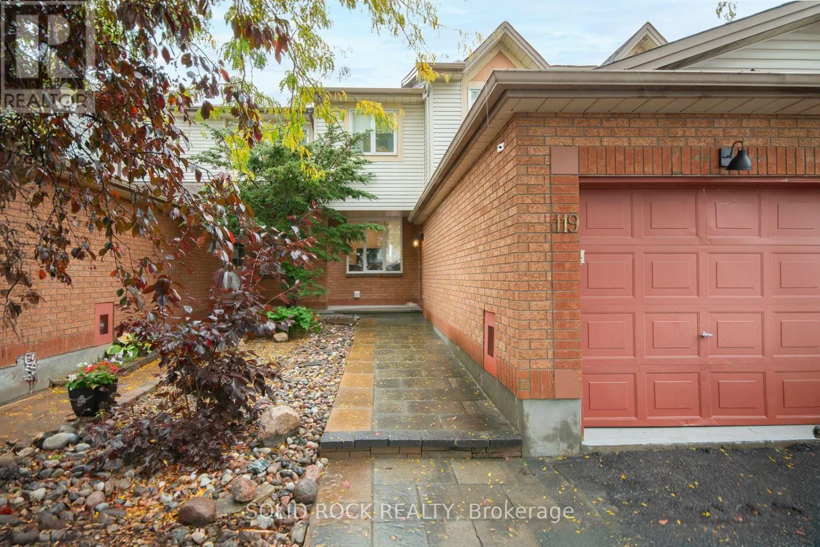 119 KINCARDINE DRIVE