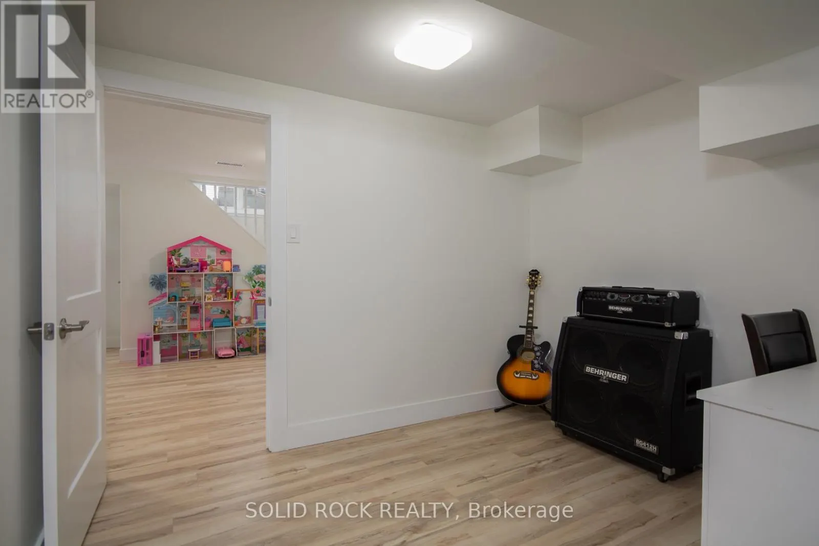 119 KINCARDINE DRIVE