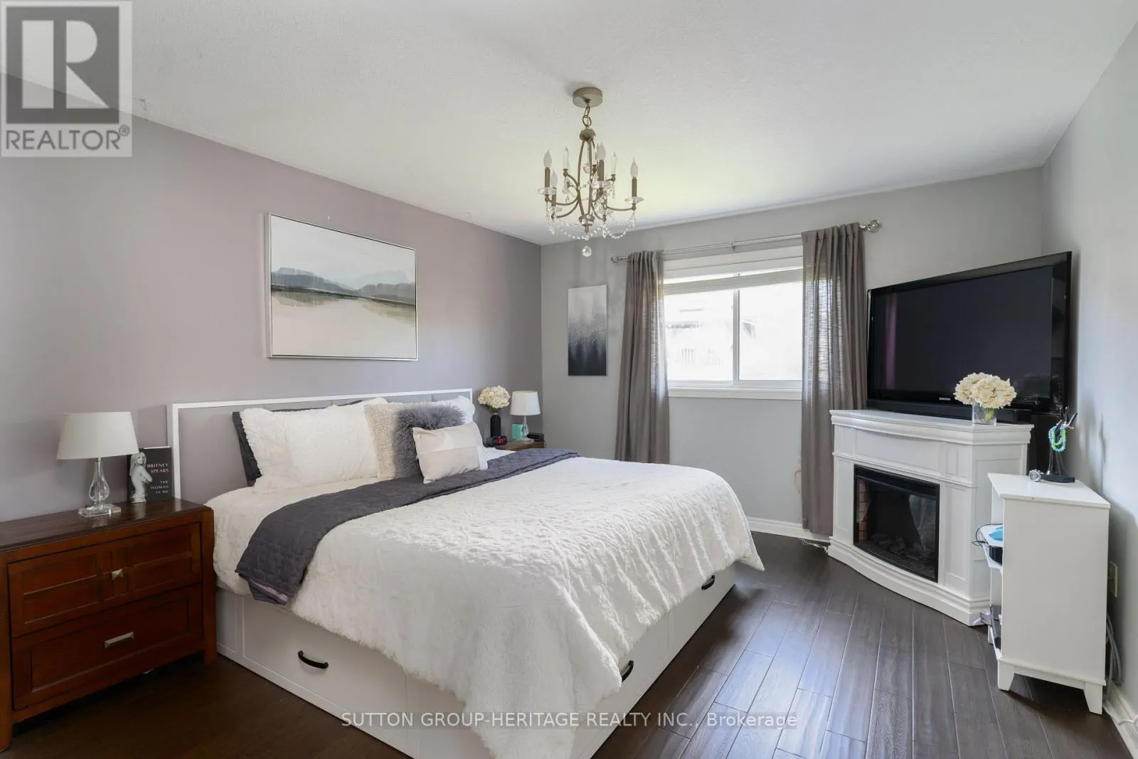 99 SWEETNAM DRIVE