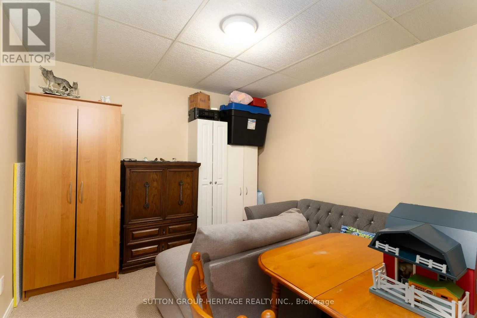 99 SWEETNAM DRIVE