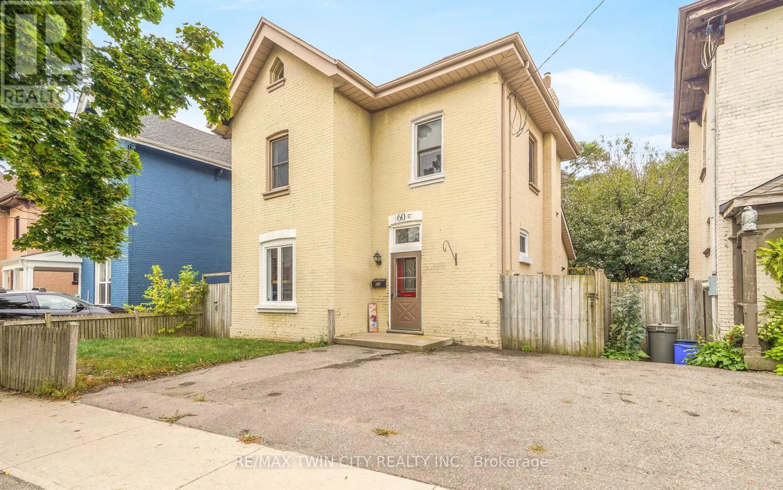 60 TERRACE HILL STREET
