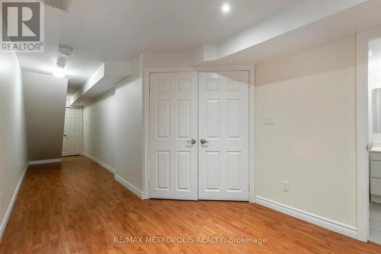 C16 - 619 WILD GINGER AVENUE