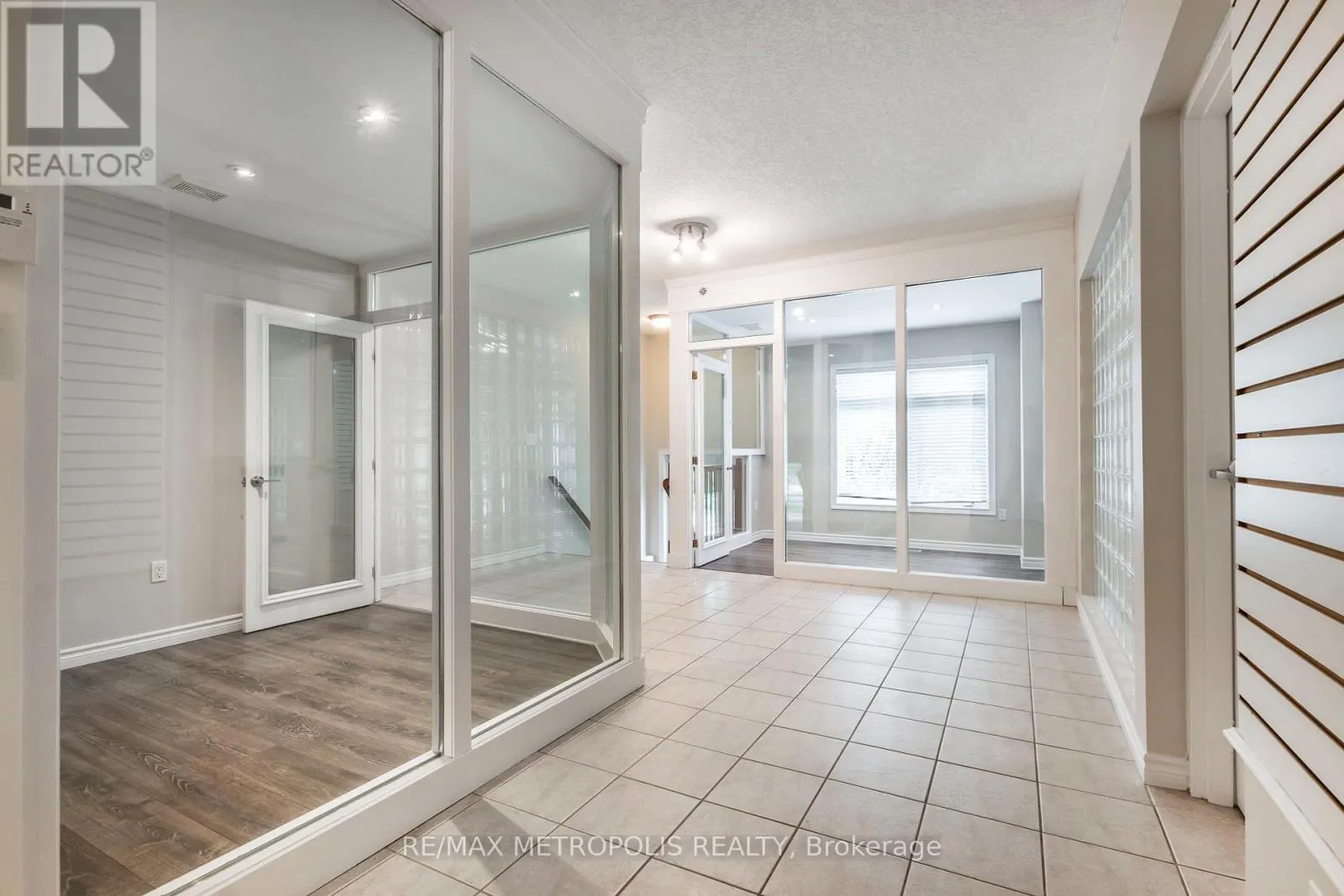 C16 - 619 WILD GINGER AVENUE