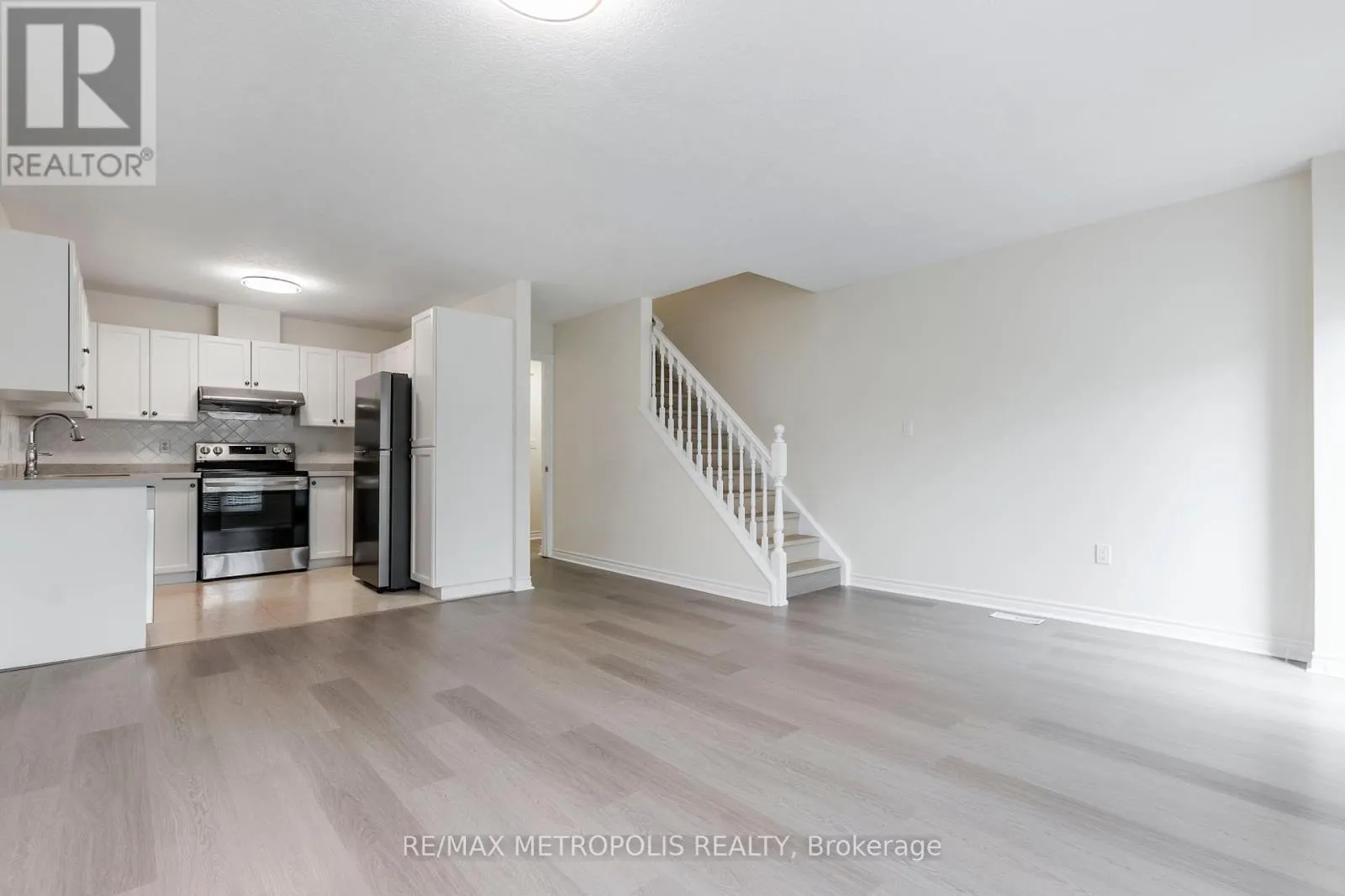C16 - 619 WILD GINGER AVENUE