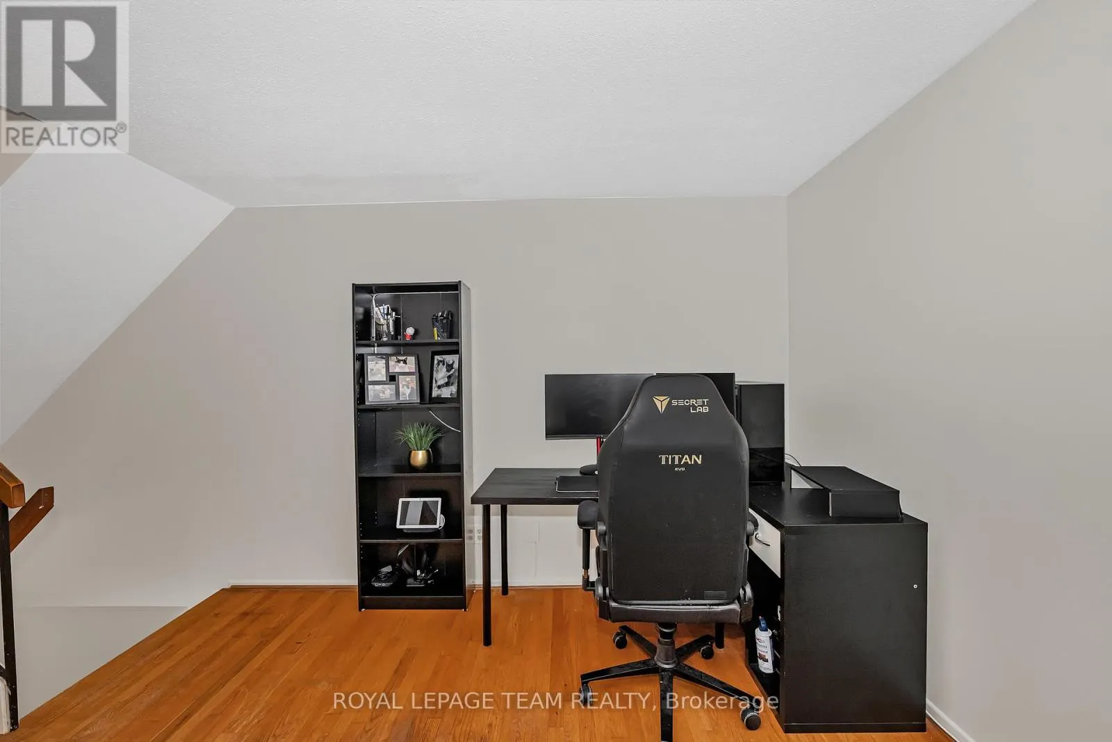 10 - 31 MALVERN DRIVE
