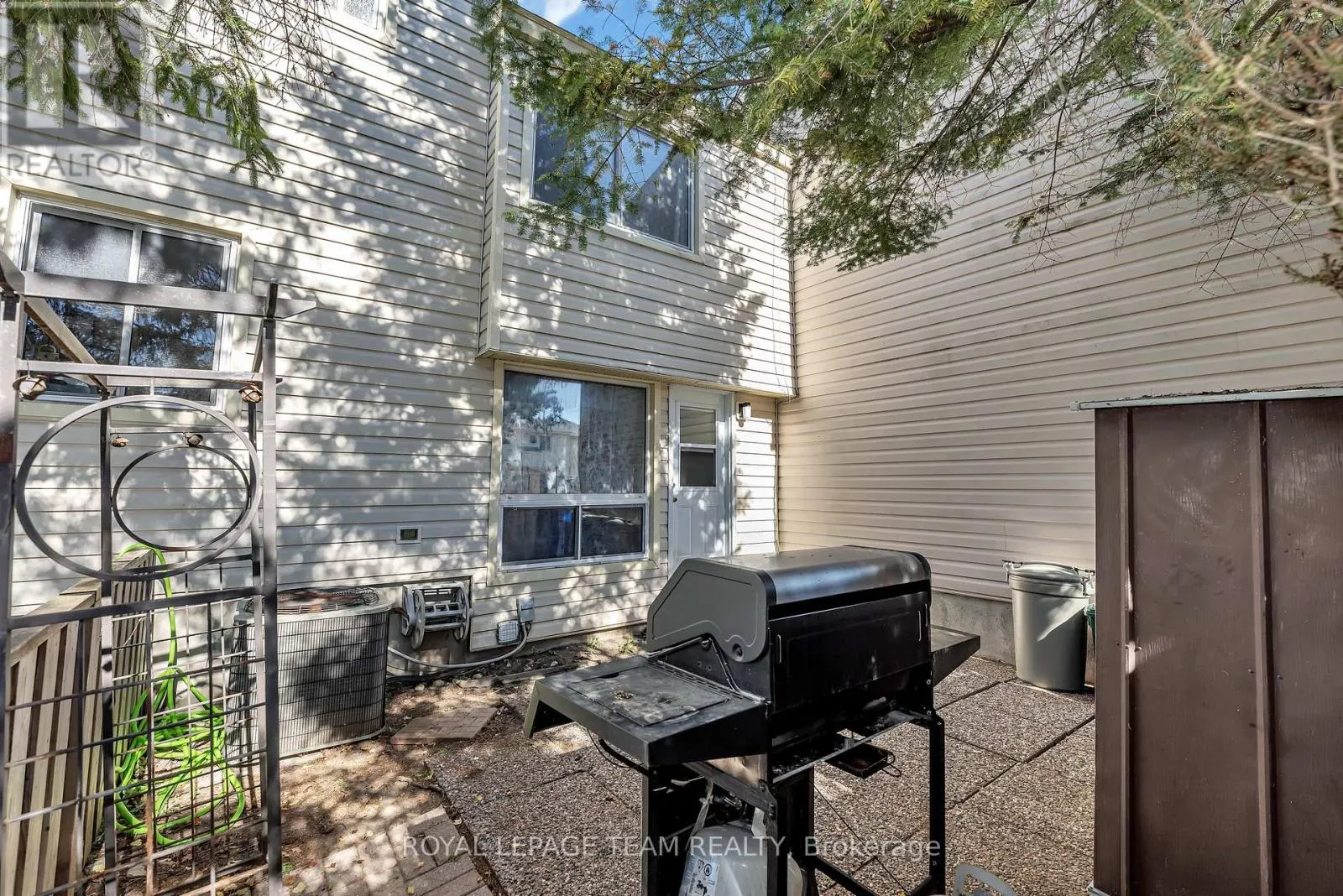 10 - 31 MALVERN DRIVE