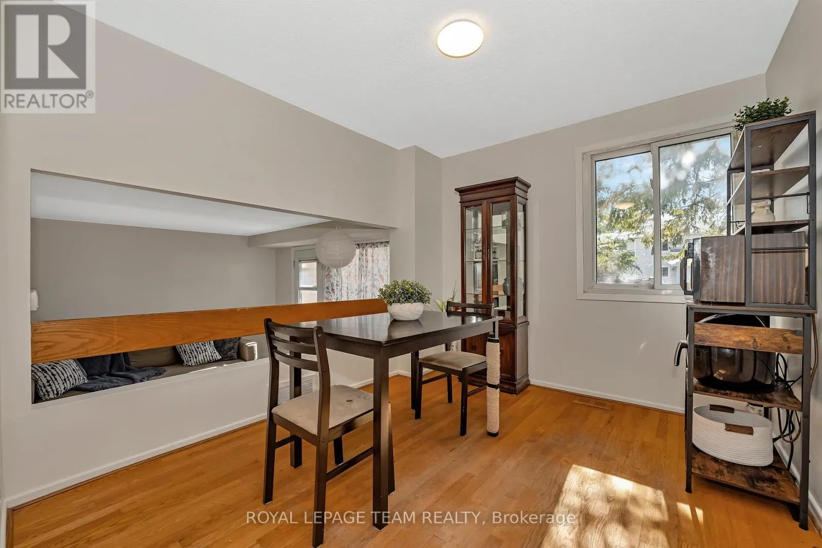 10 - 31 MALVERN DRIVE