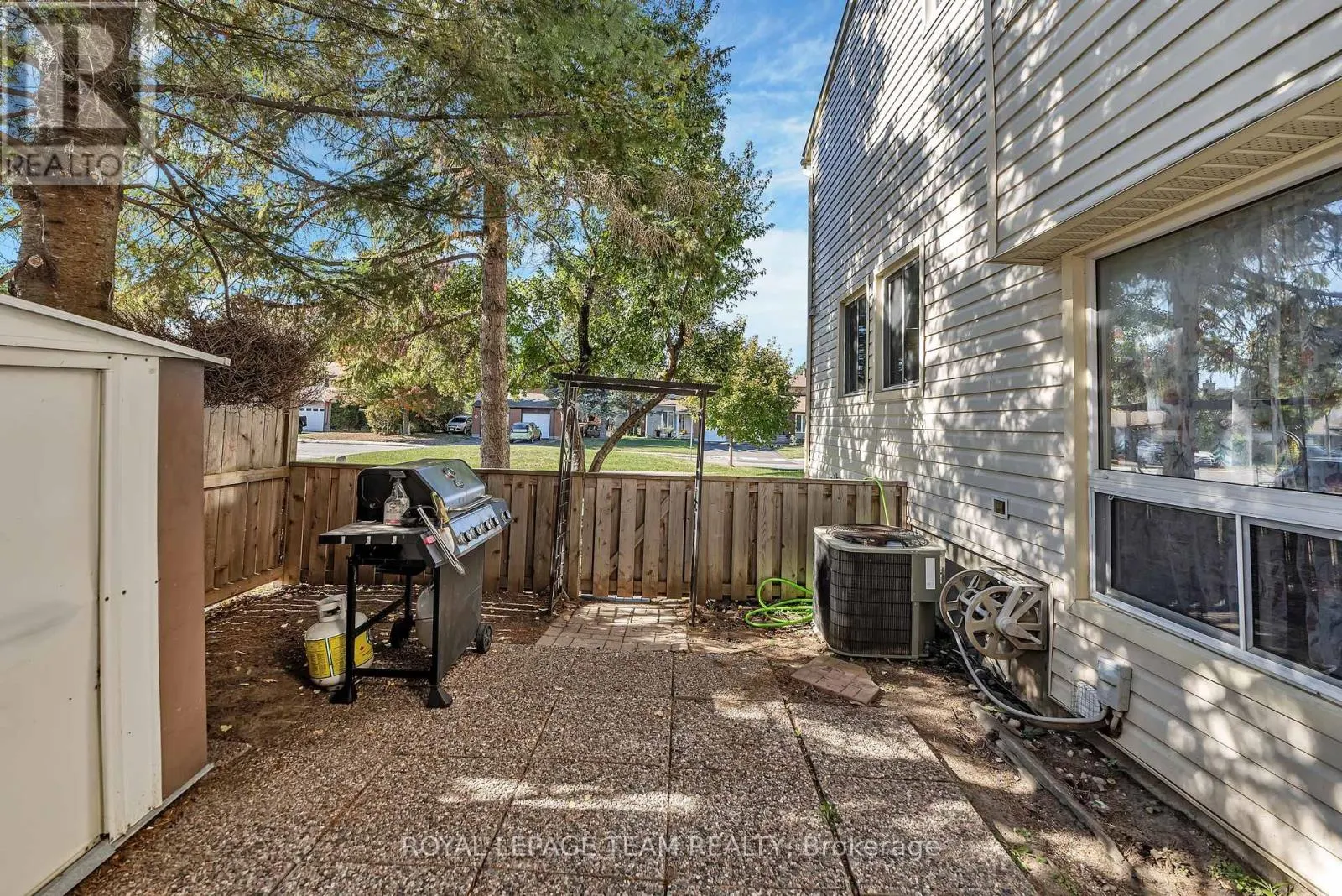 10 - 31 MALVERN DRIVE