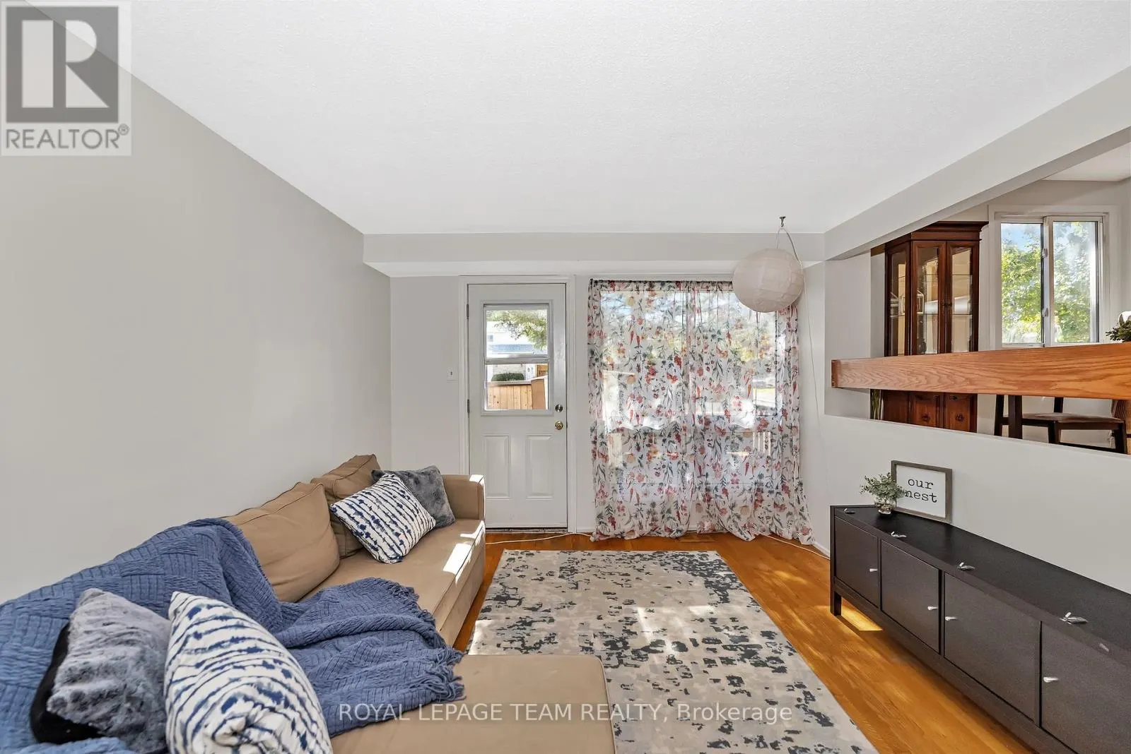 10 - 31 MALVERN DRIVE
