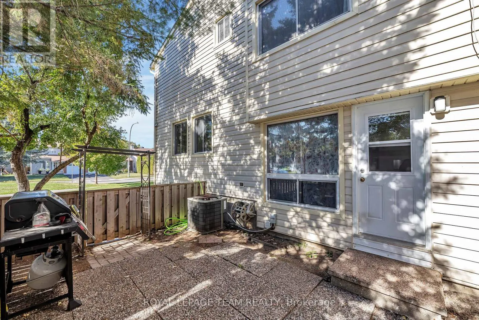 10 - 31 MALVERN DRIVE