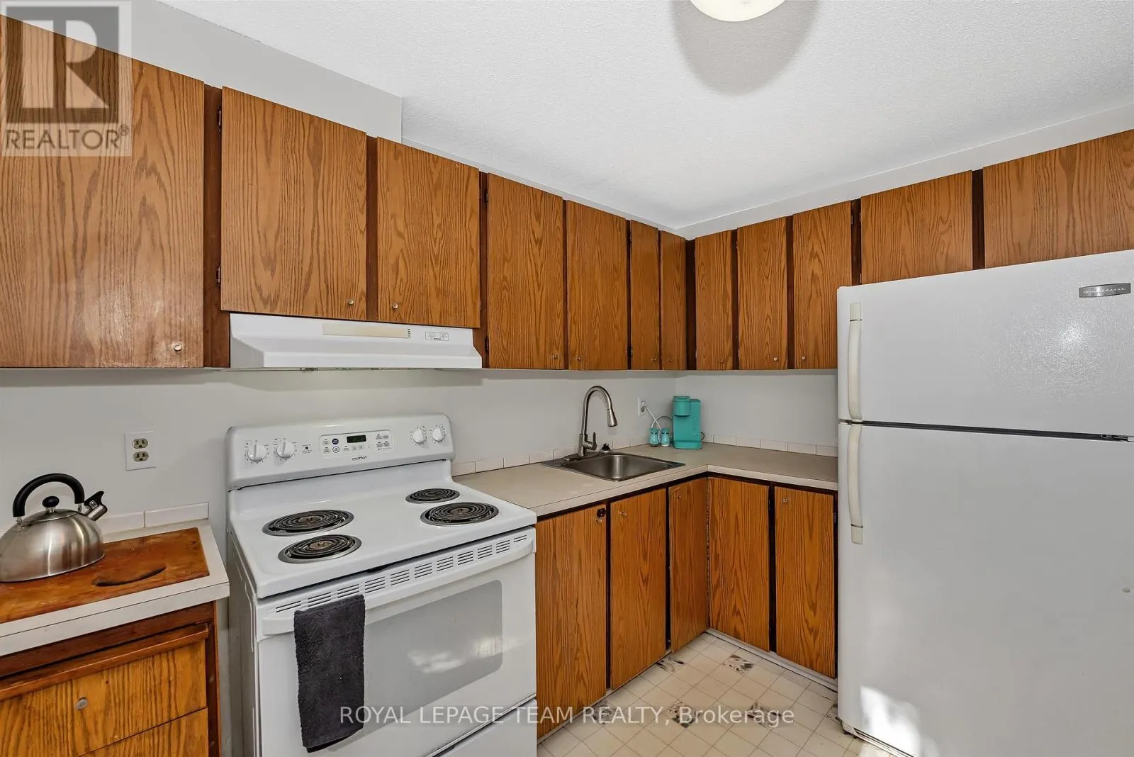 10 - 31 MALVERN DRIVE