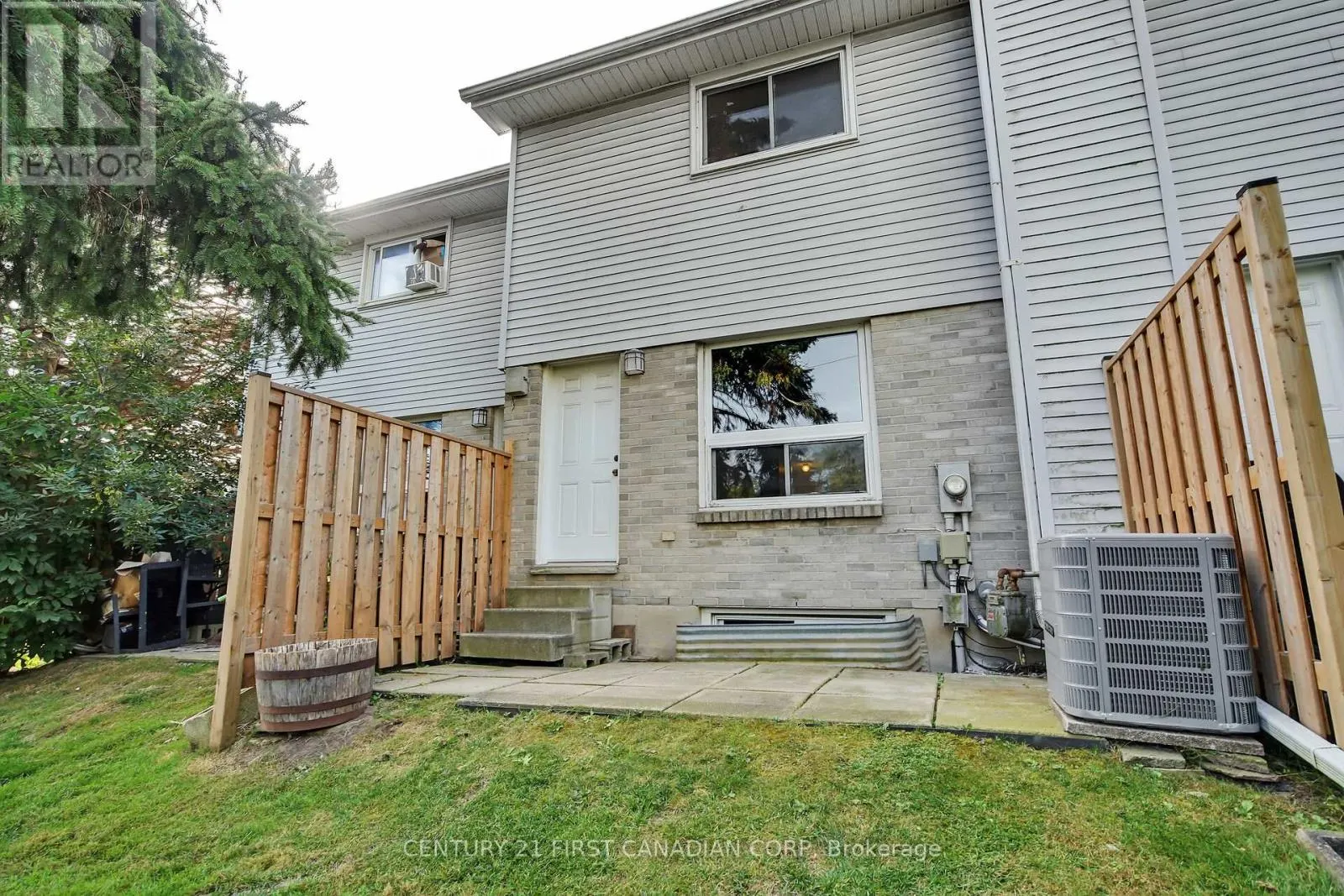 16 - 1786 ATTAWANDARON ROAD, #16