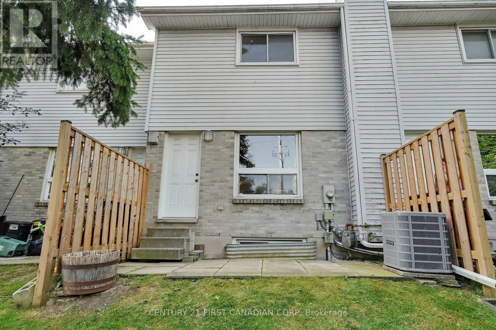 16 - 1786 ATTAWANDARON ROAD, #16