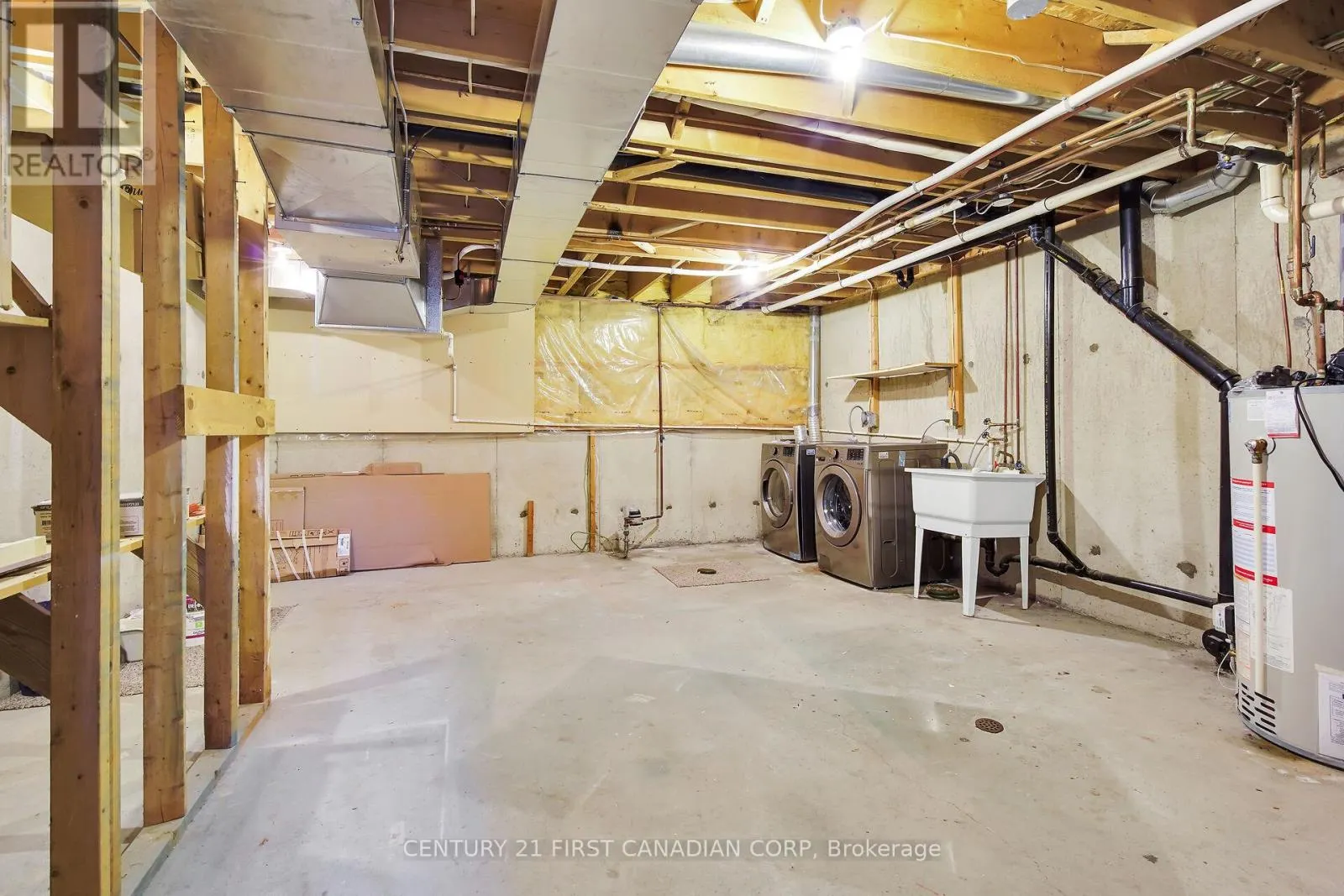 16 - 1786 ATTAWANDARON ROAD, #16