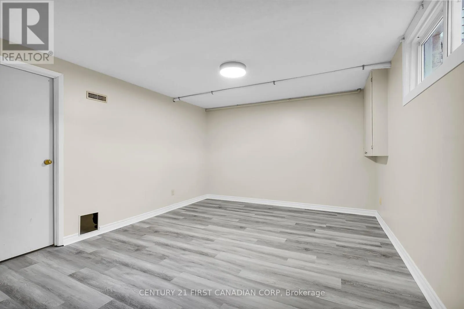 16 - 1786 ATTAWANDARON ROAD, #16