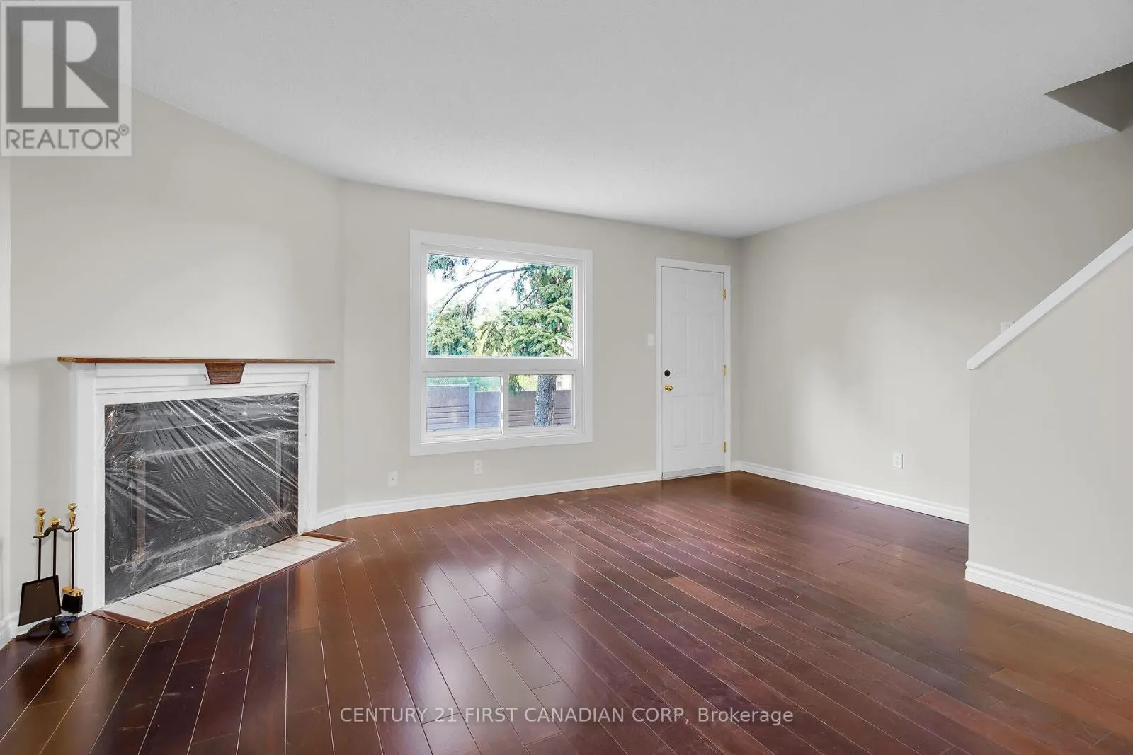 16 - 1786 ATTAWANDARON ROAD, #16