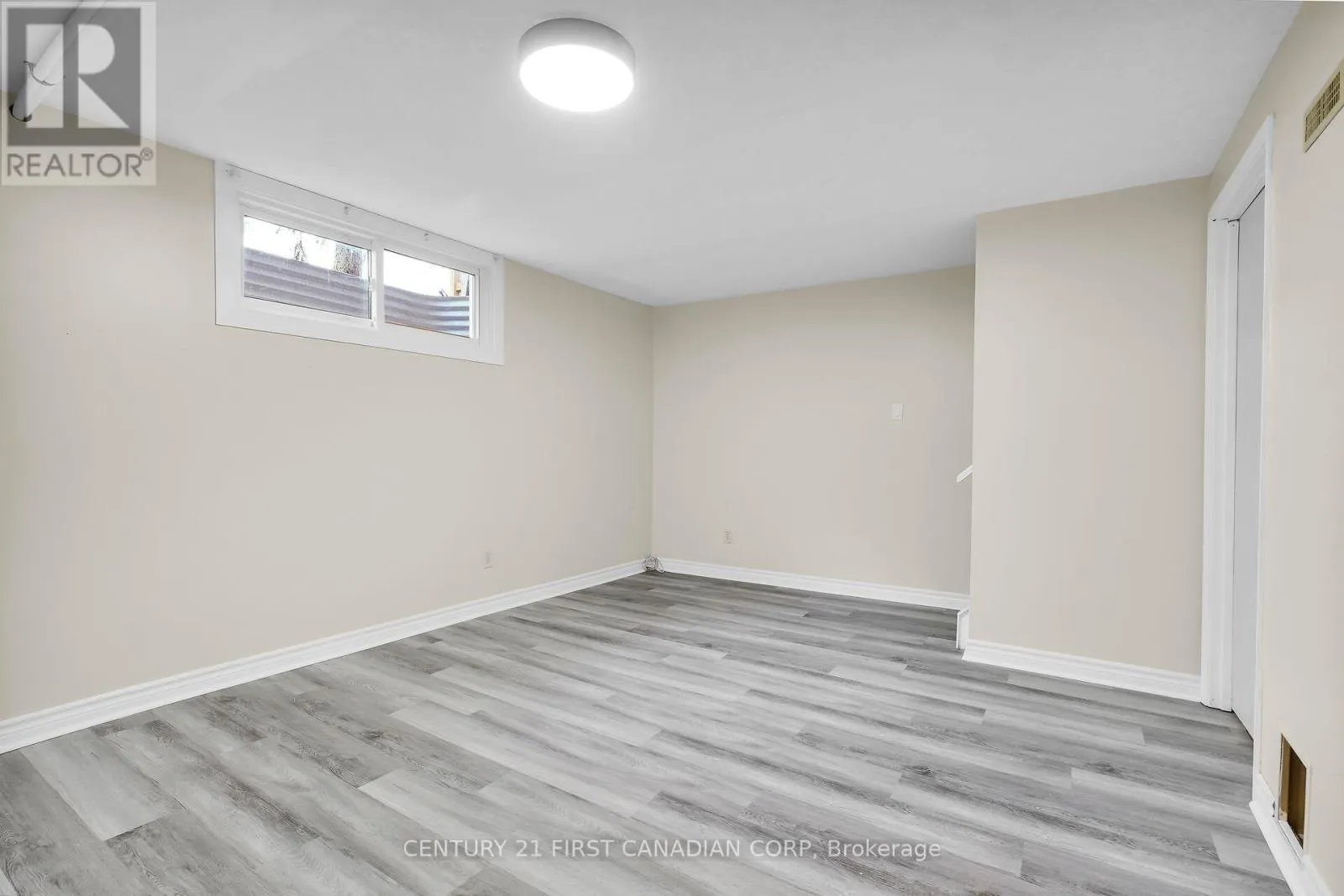16 - 1786 ATTAWANDARON ROAD, #16