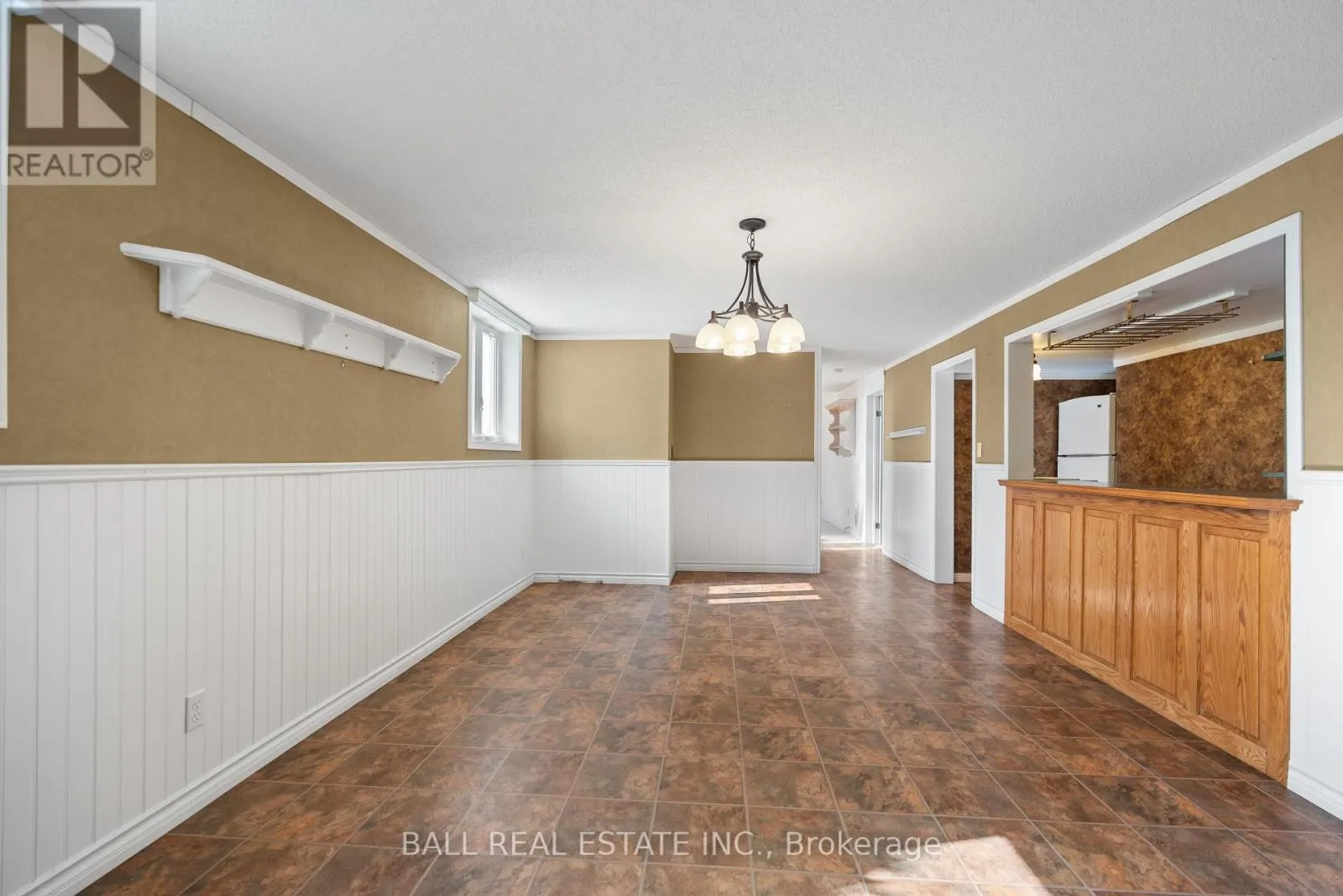 732 FORD CRESCENT