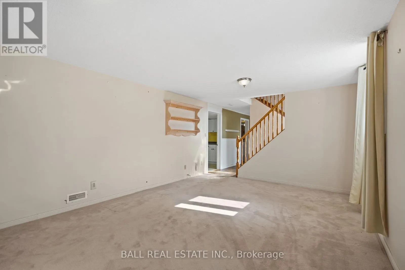 732 FORD CRESCENT